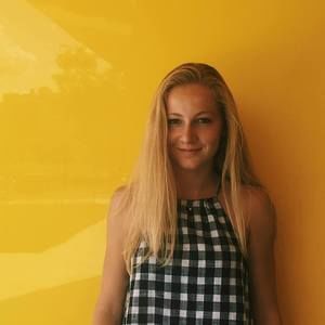 Meet your Posher, Elizabeth